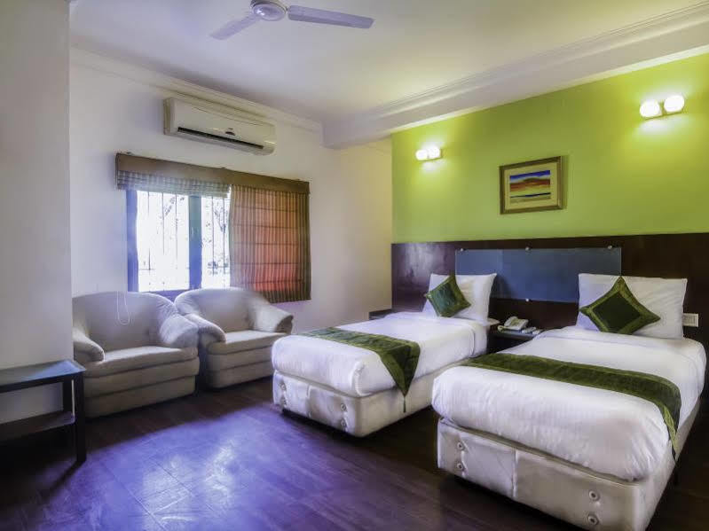 Hotel Treebo Angson Chennai Zewnętrze zdjęcie