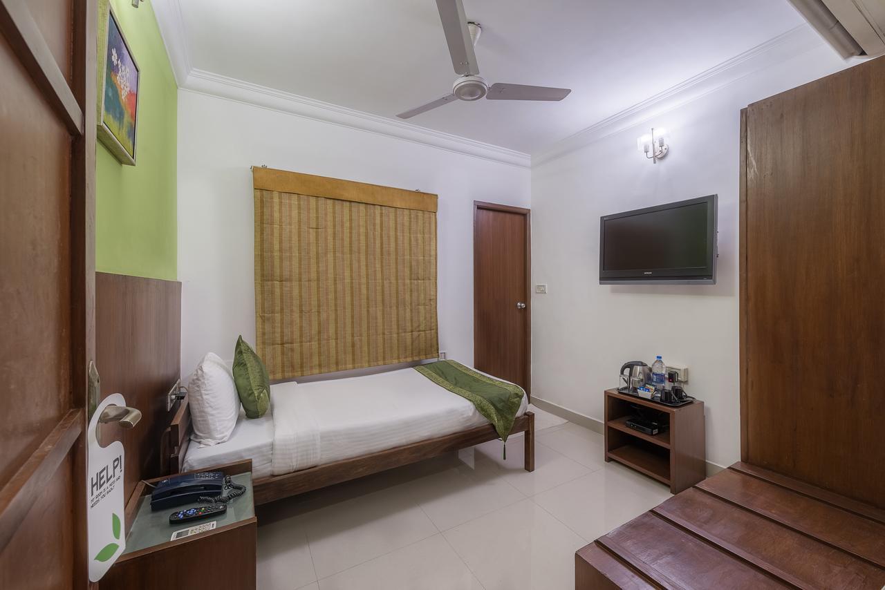 Hotel Treebo Angson Chennai Zewnętrze zdjęcie