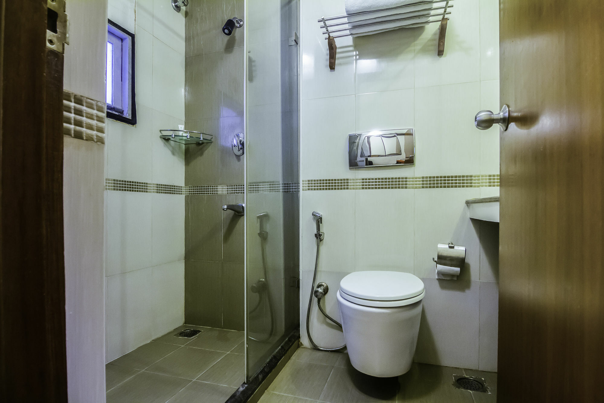 Hotel Treebo Angson Chennai Zewnętrze zdjęcie